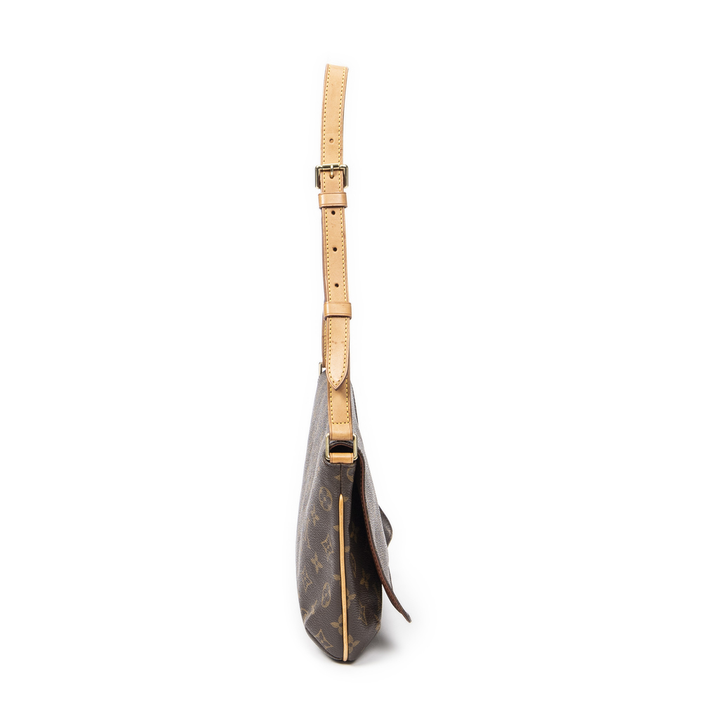 Louis Vuitton Musette Tango - Picture 4 of 10